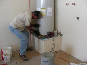 Dave installs a new 40 gallon standard water heater